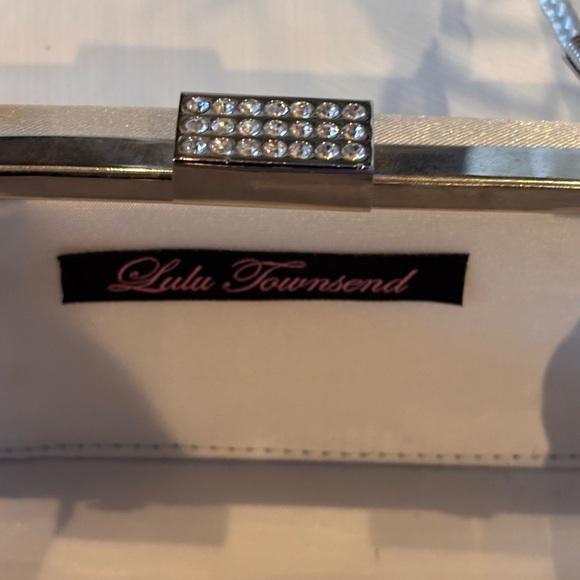Lulu Townsend Silver Evening Clutch - Picture 5 of 6